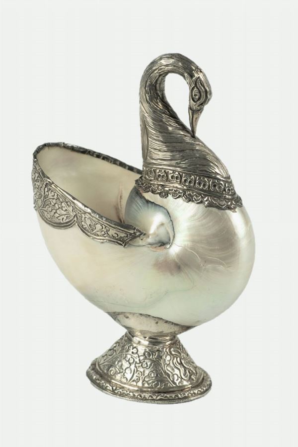 Nautilus shell with silver coating