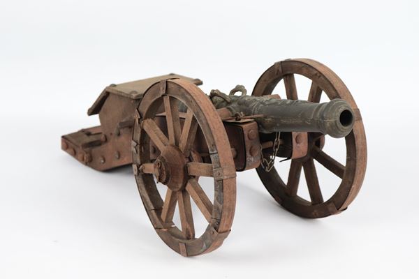 Modello di cannone seicentesco in bronzo e legno