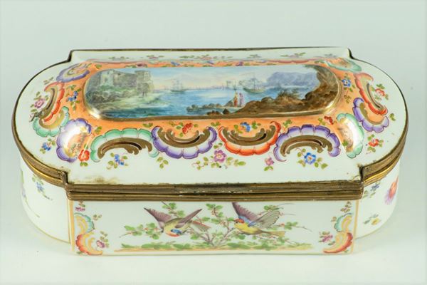 Meissen porcelain box