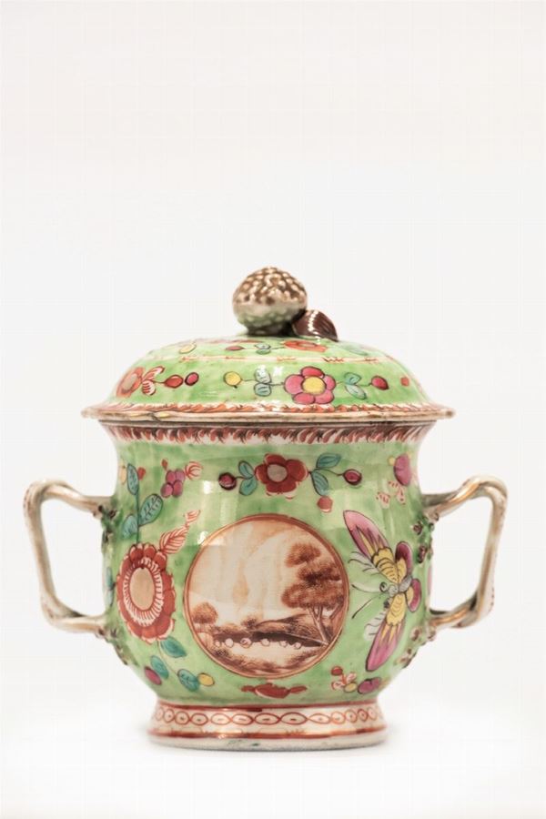 Tazza Cinese con coperchio in porcellana