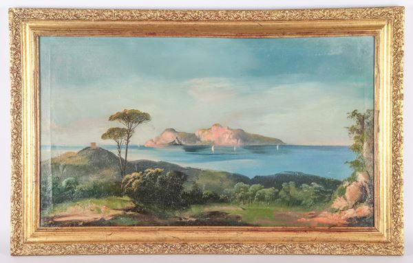 Scuola Napoletana Inizio XX Secolo - Firmato. 'Marina con veduta dell'isola di Capri', luminoso dipinto ad olio su tela in cornice in legno dorato e intagliato