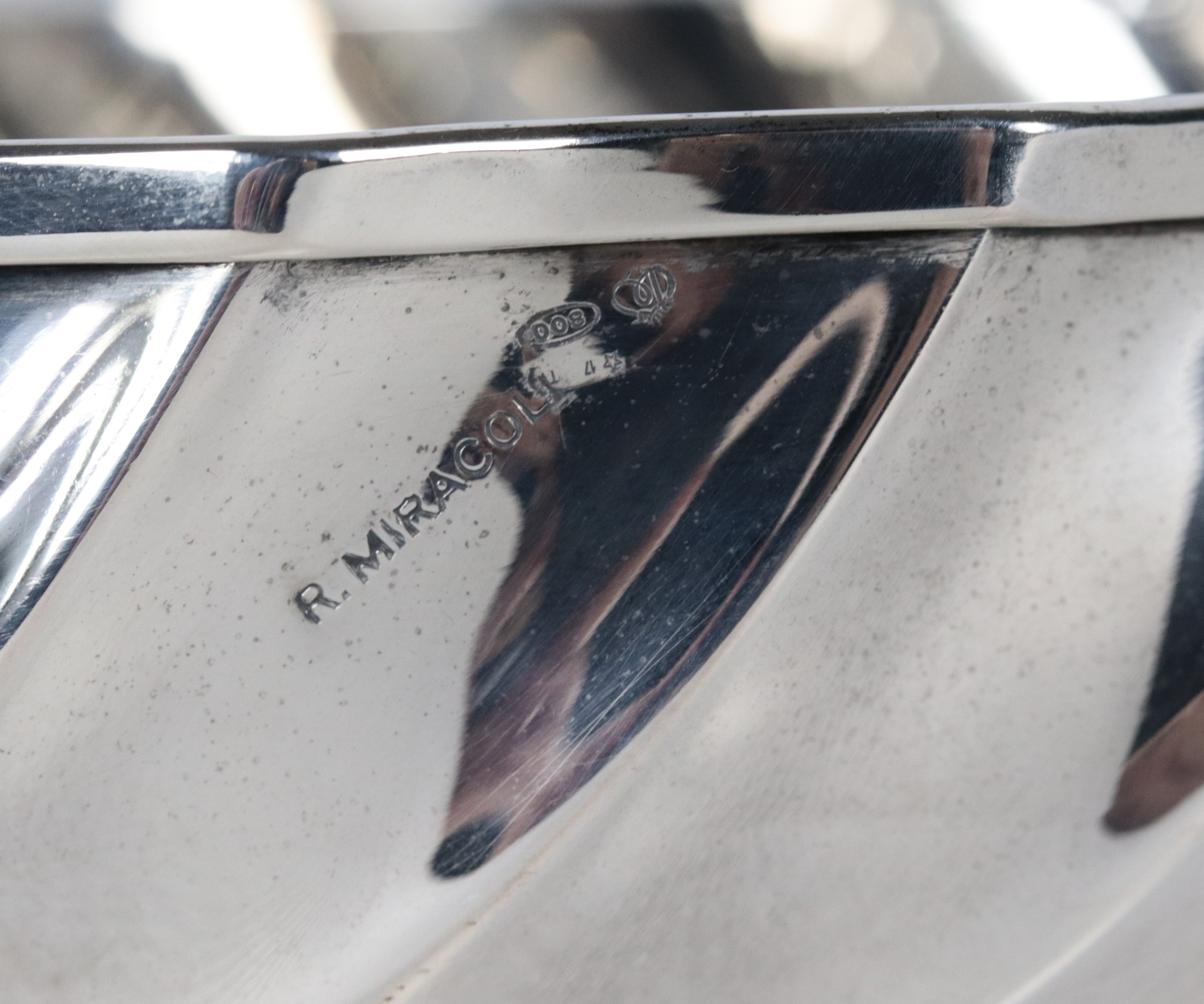 Lotto di tre ciotole in argento, gr. 535