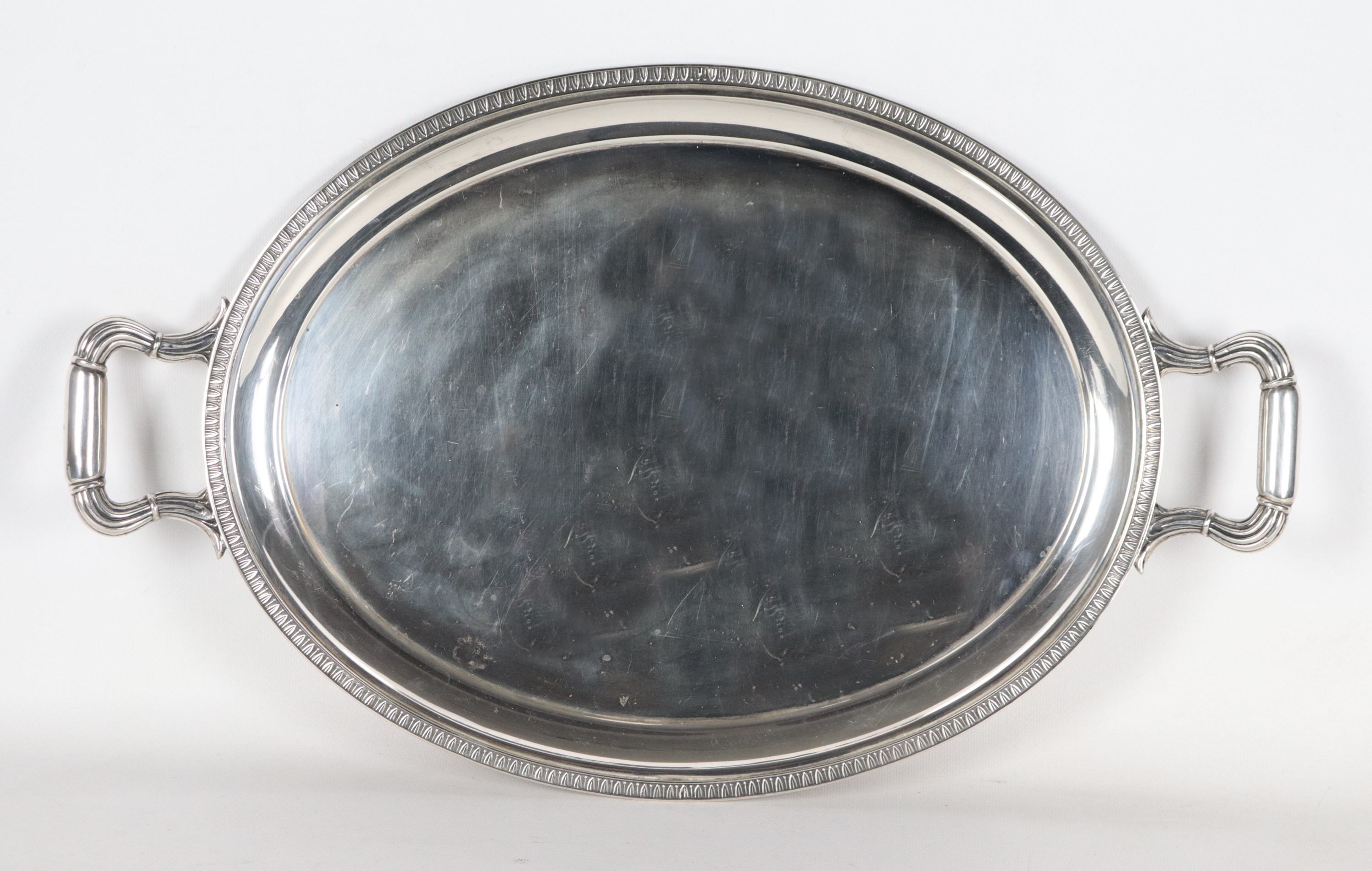 Vassoio ovale in argento, gr. 1235