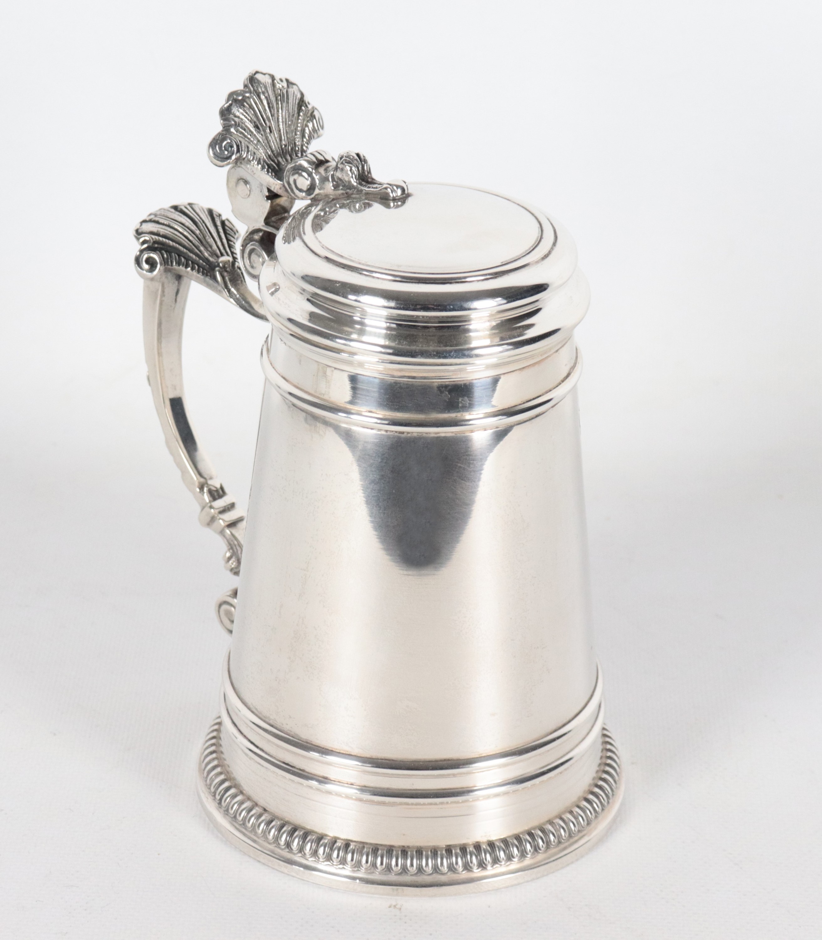 Boccale in argento, gr. 780