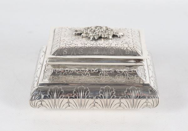 Small silver jewelry box, gr. 340