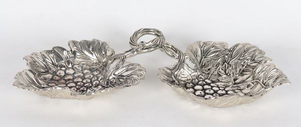 Silver metal bonbon holder with vines and bunches of grapes