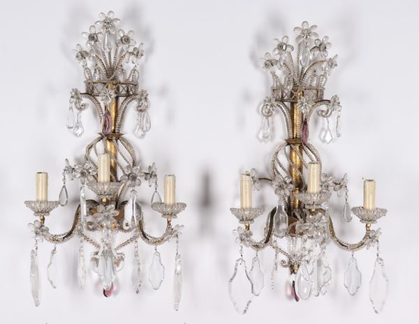 Coppia di appliques in cristallo e metallo dorato