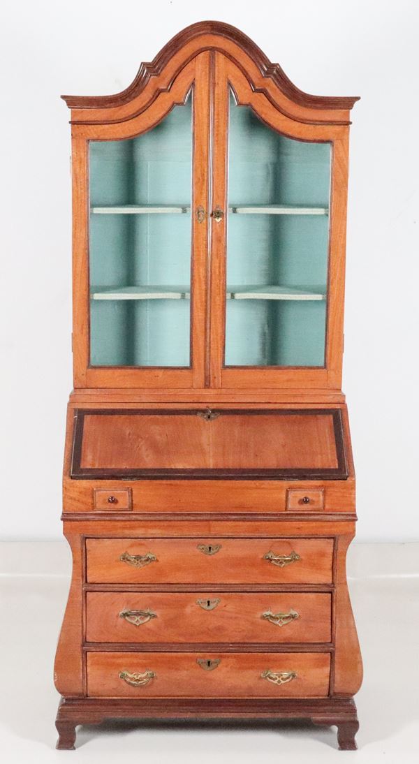 Dutch style trumeau in blond walnut wood