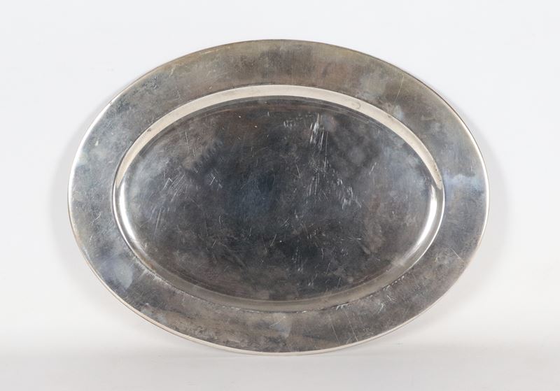 Piatto ovale da portata in argento, gr. 920