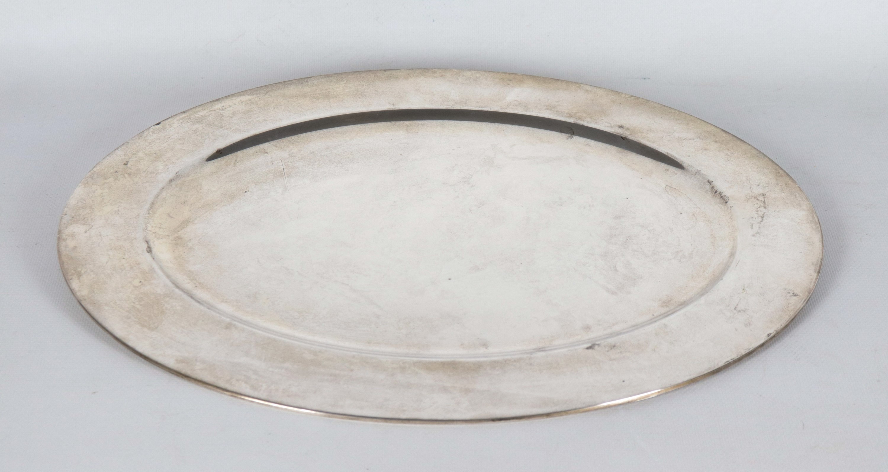 Piatto ovale da portata in argento, gr. 920