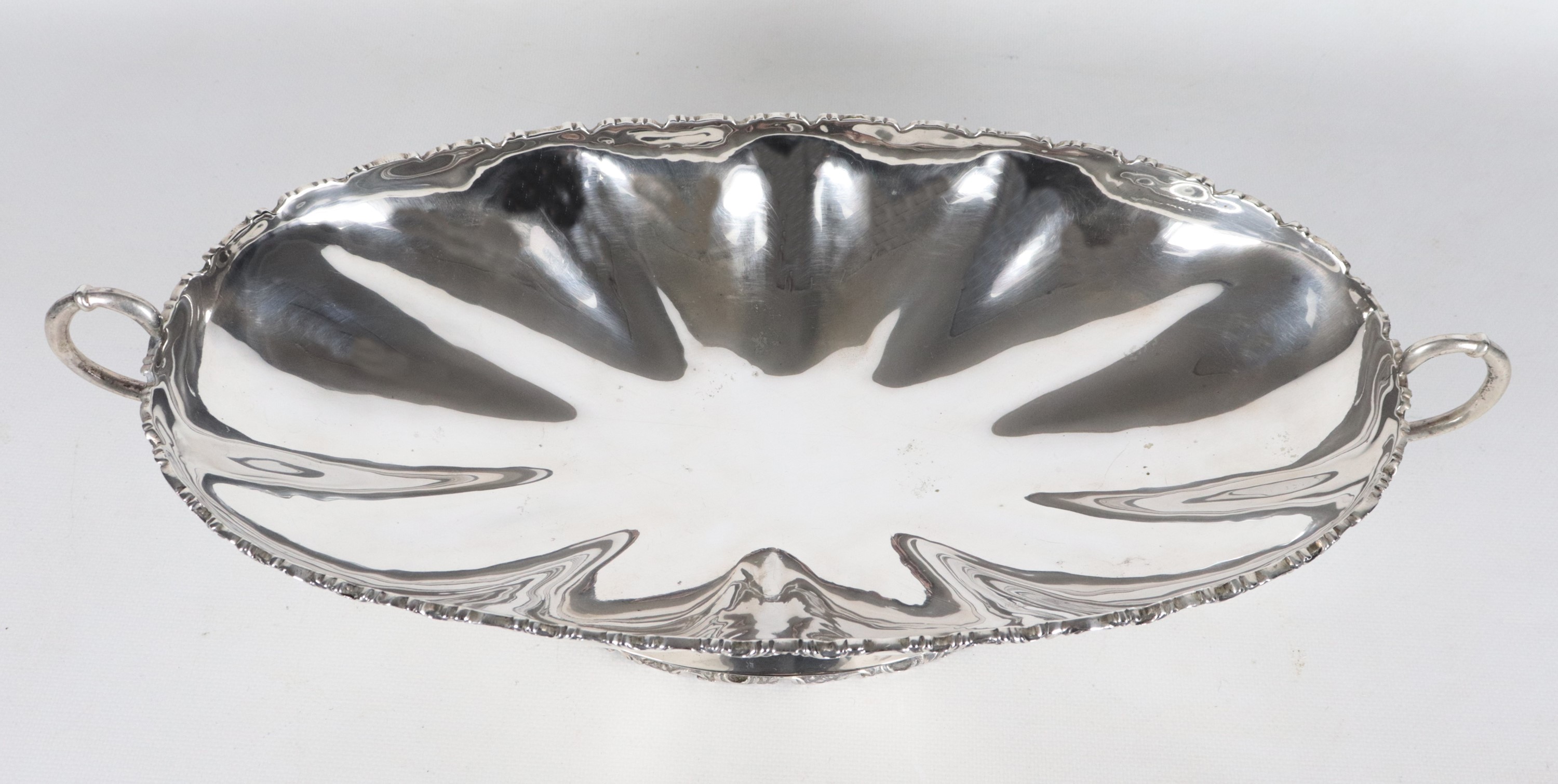 Grande fruttiera in argento sud-americano titolo 925, gr. 1195