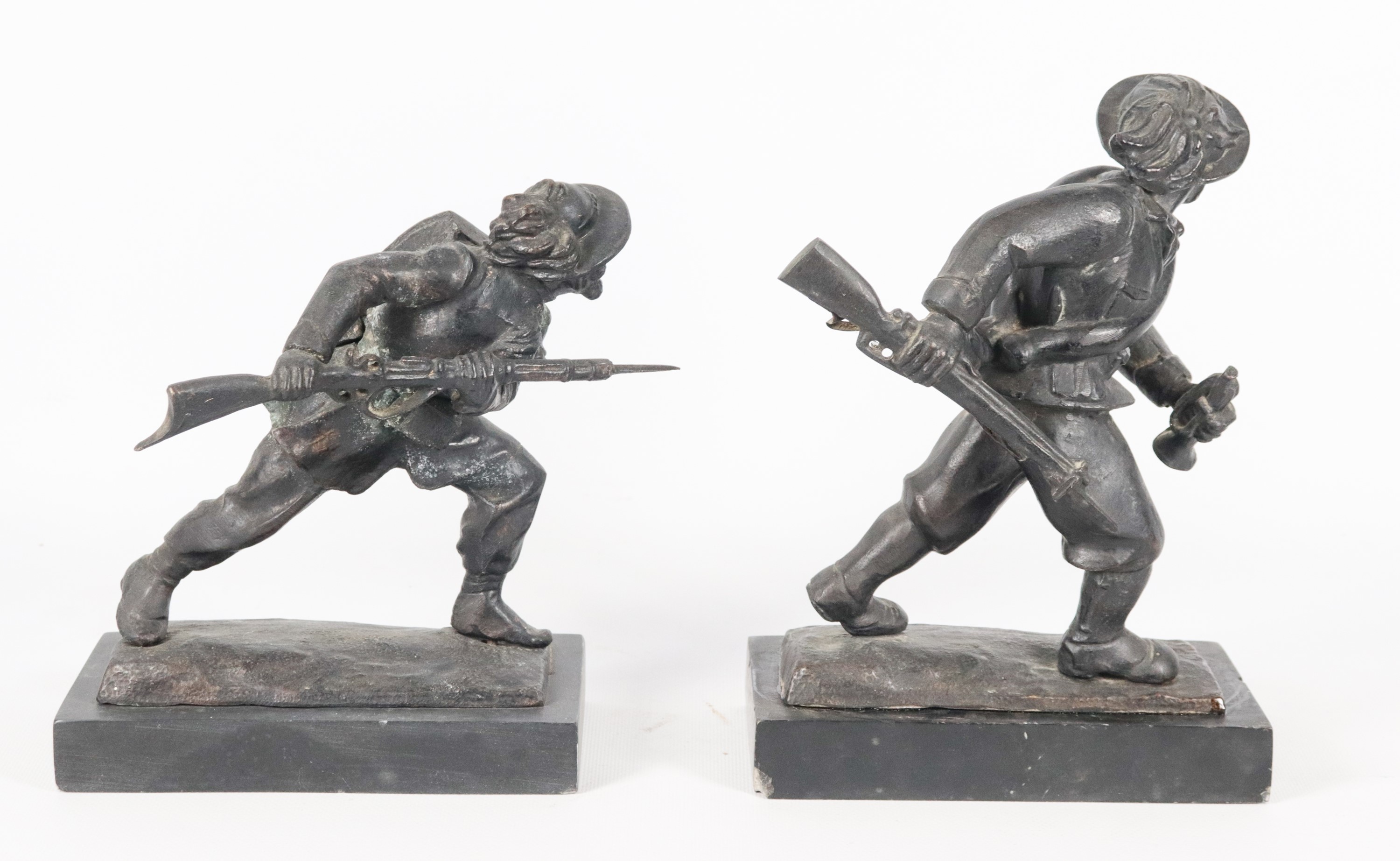 "Bersaglieri", coppia di piccole sculture in bronzo