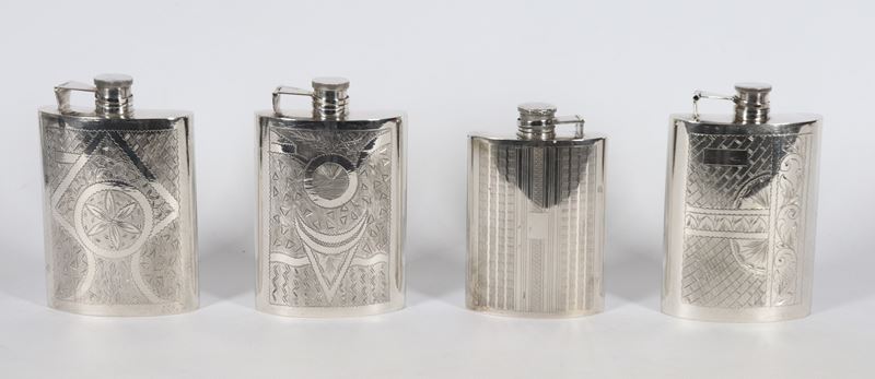 Lotto di quattro fiaschette da liquore in argento Sterling 925, gr. 740