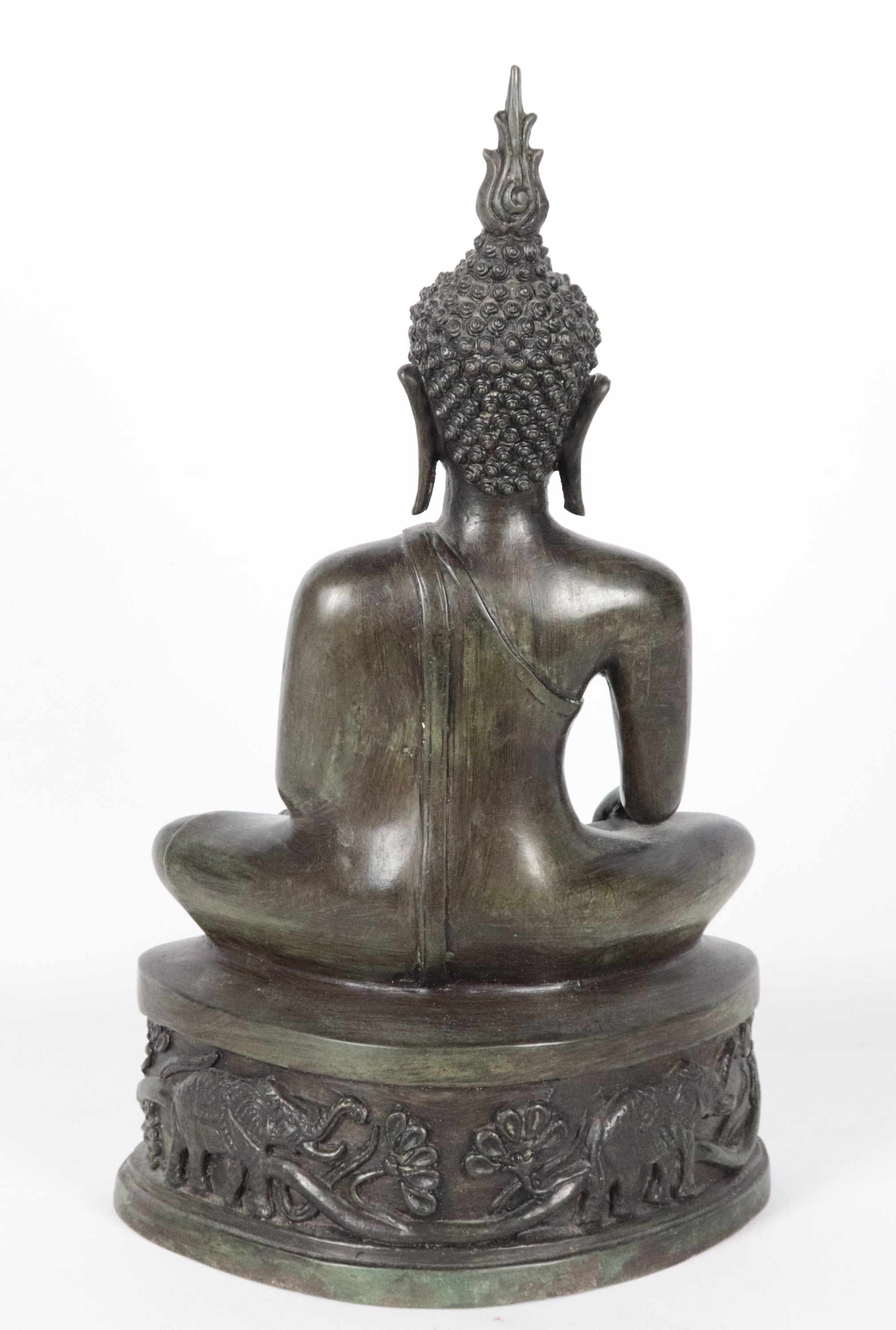 "Buddha Sukhothai", antica scultura in bronzo