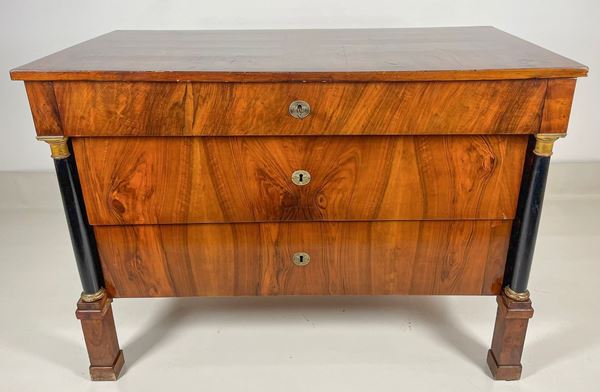 Antique Tuscan Empire chest of drawers in walnut and walnut root