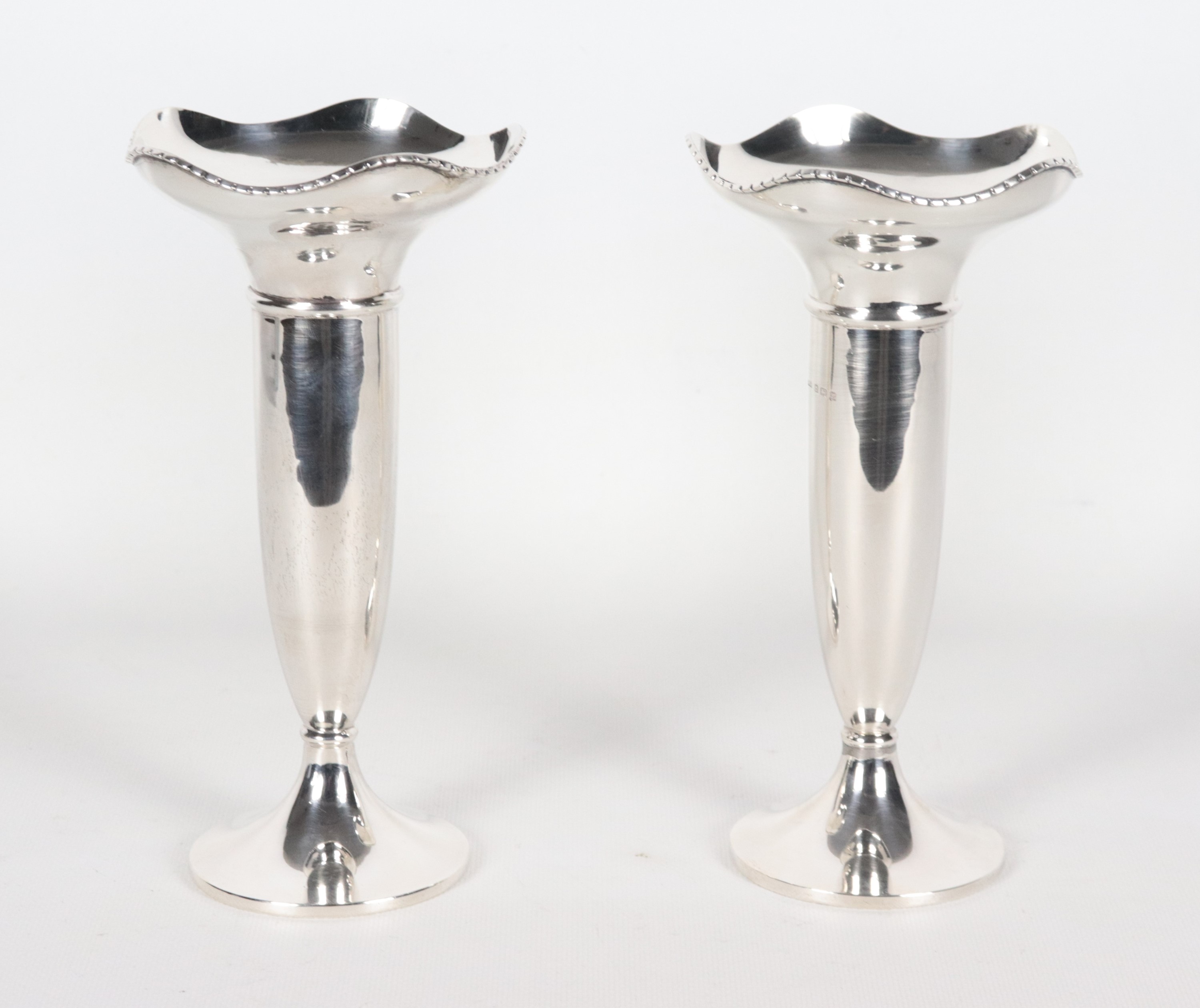 Coppia di piccoli vasi in argento Epoca Giorgio V, gr.370