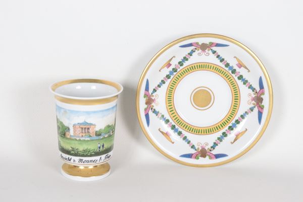 Tazza con piattino in porcellana tedesca Weimar