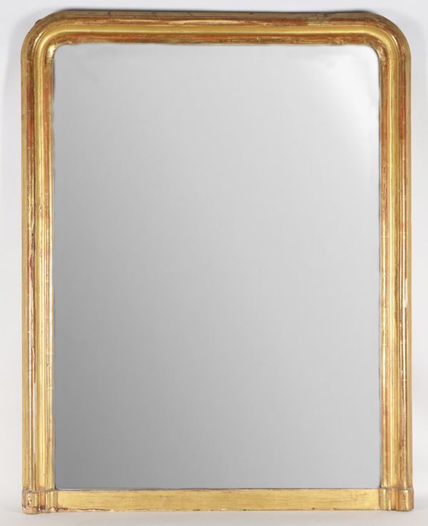 Specchiera napoletana detta "francesina" in legno dorato 
