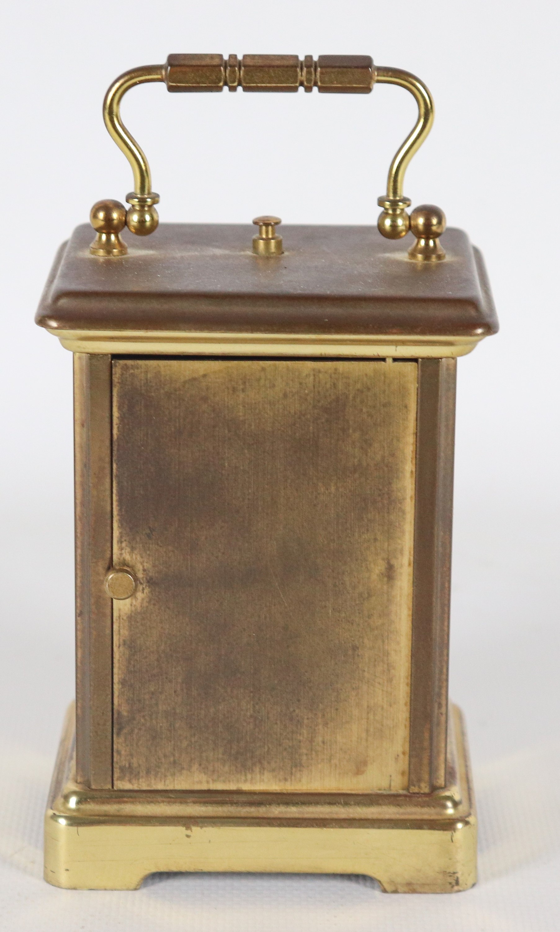 Cappuccina in metallo dorato, quadrante in smalto firmato Pierre Jacot Paris