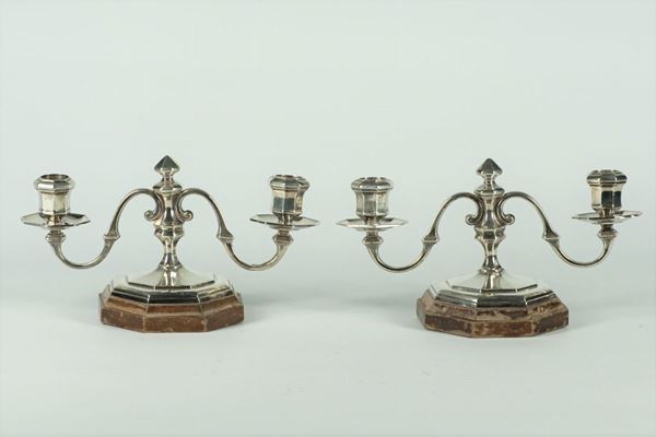 Coppia di candelabri in argento