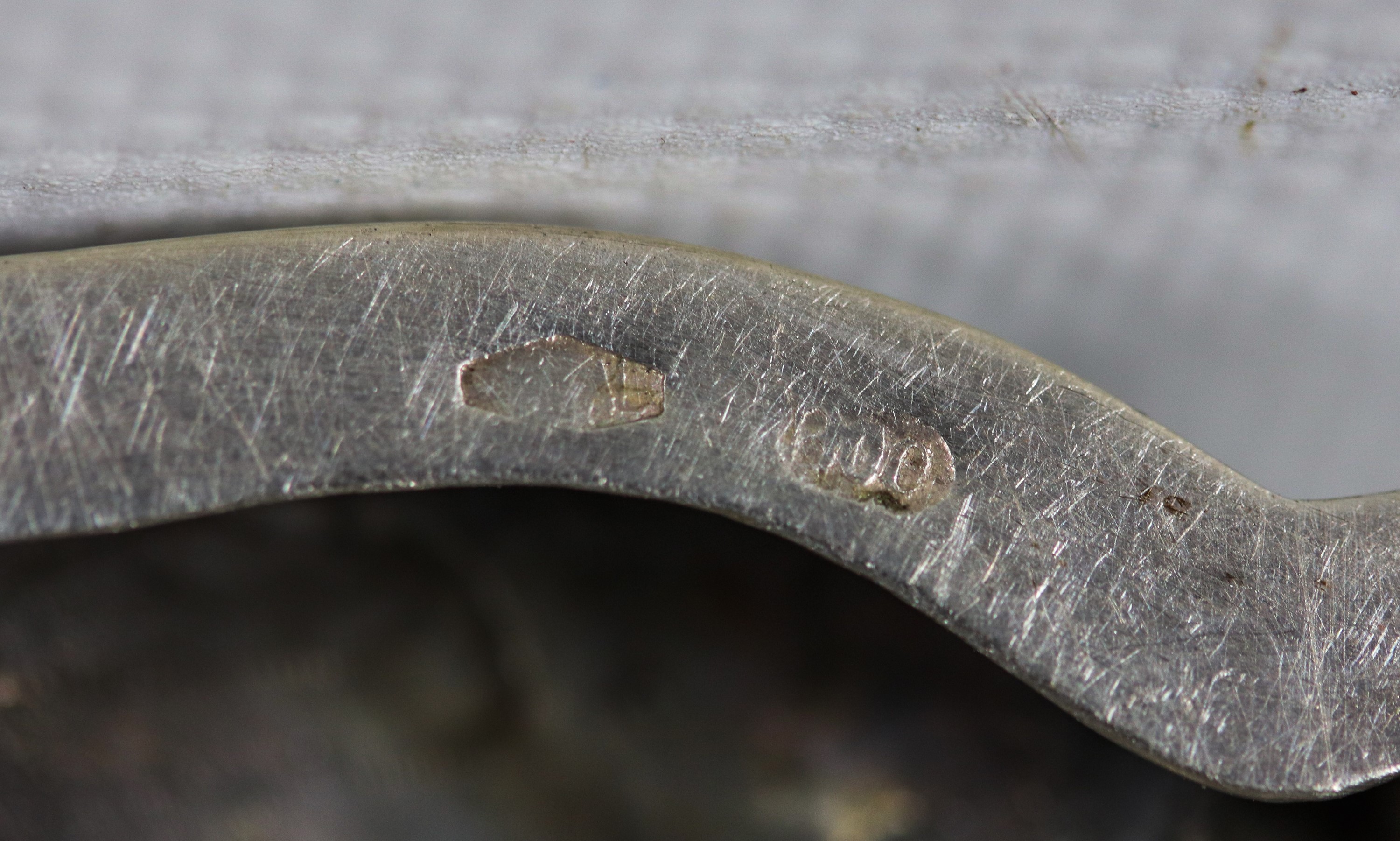 Coppia di antichi piccoli doppieri in argento, gr. 742