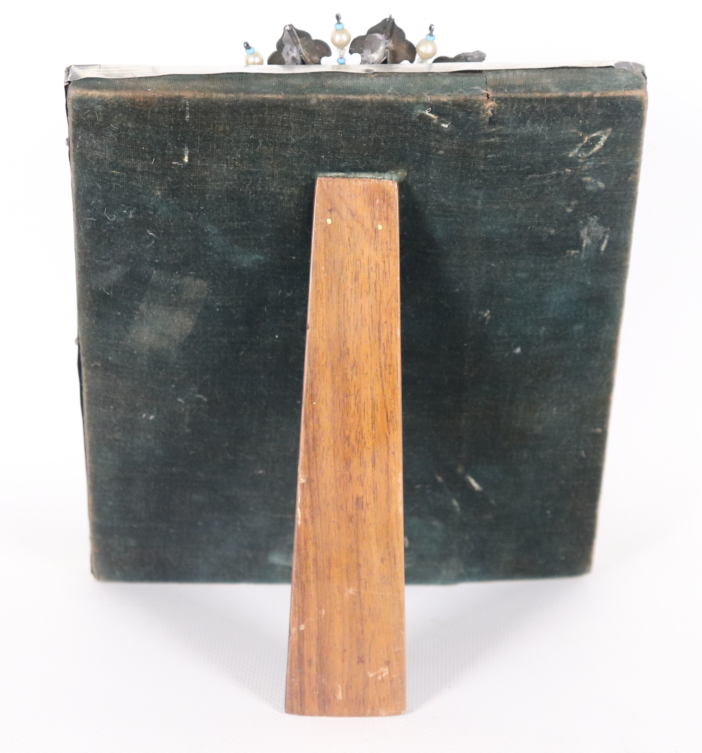 "Madre di Dio di Vladimir", piccola icona dipinta su tavola con riza in argento cesellato e smalt...