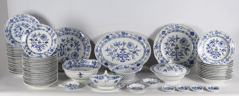 Servizio di piatti in porcellana Meissen decoro "Cipolla" in blu cobalto (72 pz.)
