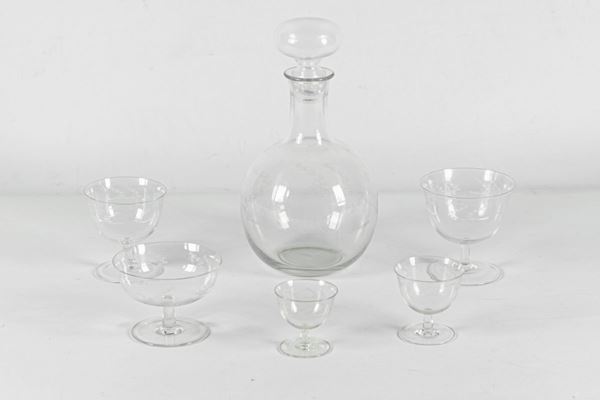 Crystal glassware service