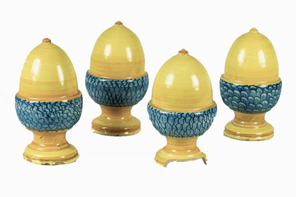 Four Pumi Salentini in Grottaglie ceramic  (Early 20th century)  - Auction Fine Art Legacy of Prestigious Noble Roman Villino and Private Collections - Gelardini Aste Casa d'Aste Roma