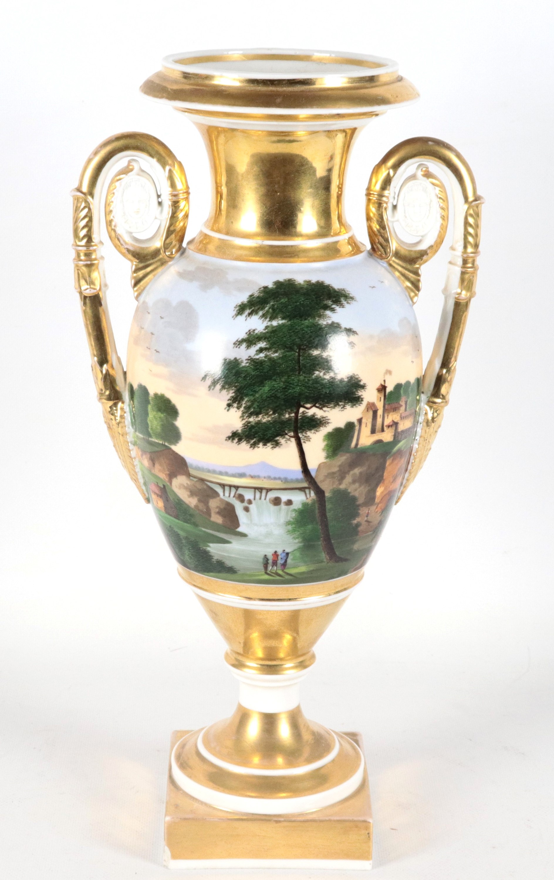Antico vaso napoletano Epoca Impero in porcellana, con decorazioni policrome di paesaggi e oro ze...
