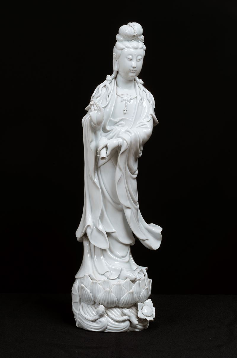 "Guanyin", scultura in porcellana bianco di Cina