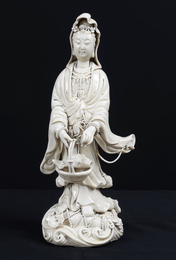 "Guanyin", scultura in porcellana bianco di Cina 