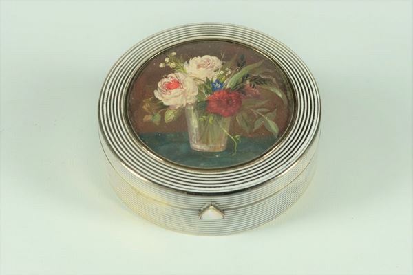 Round box in Liberty period silver