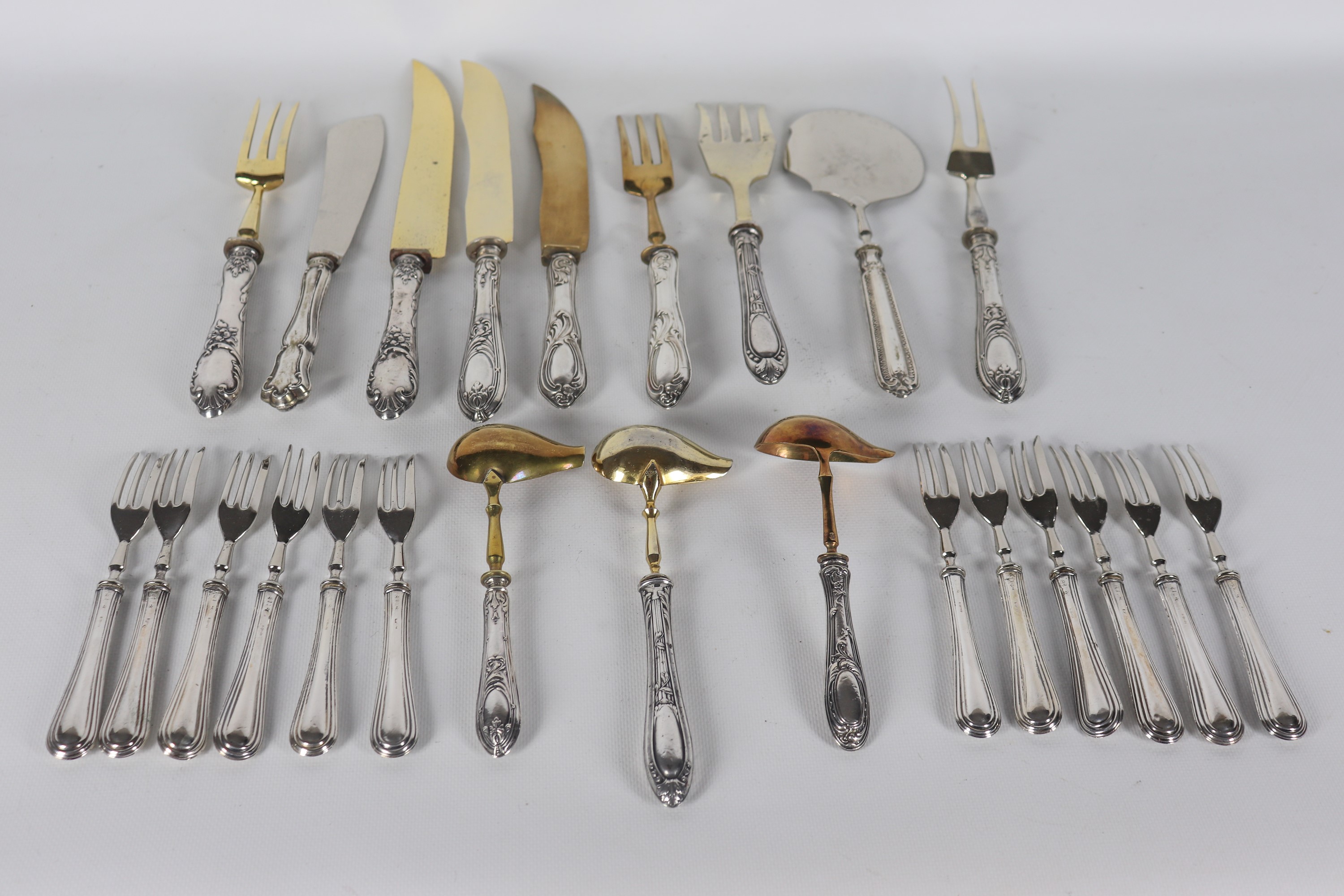Lotto di posate con manici in argento (24 pz.)