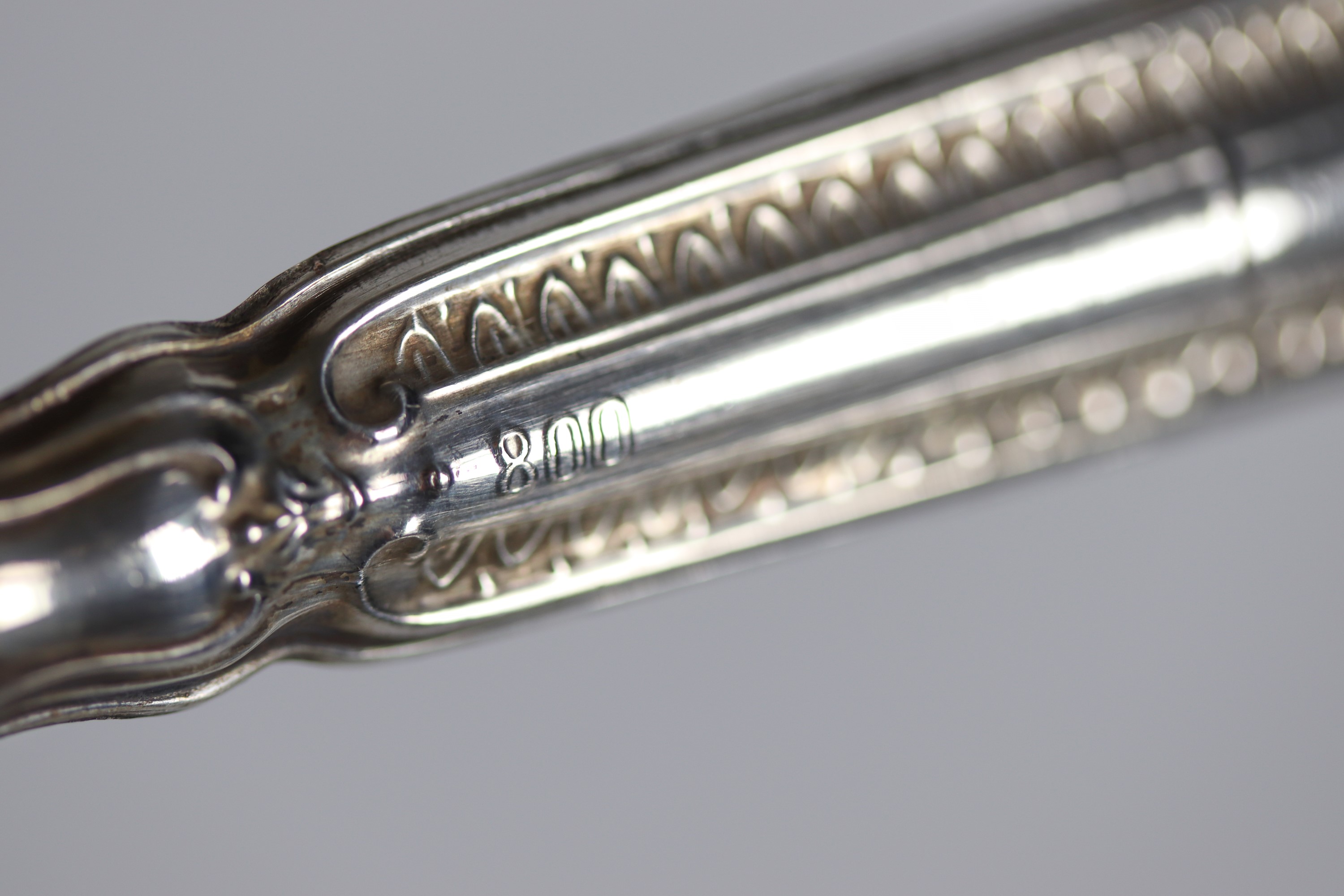 Lotto di posate con manici in argento (24 pz.)