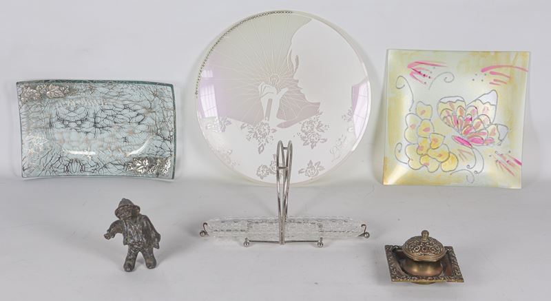 Lotto di oggetti vari in vetro, cristallo e bronzo (6 pz.)