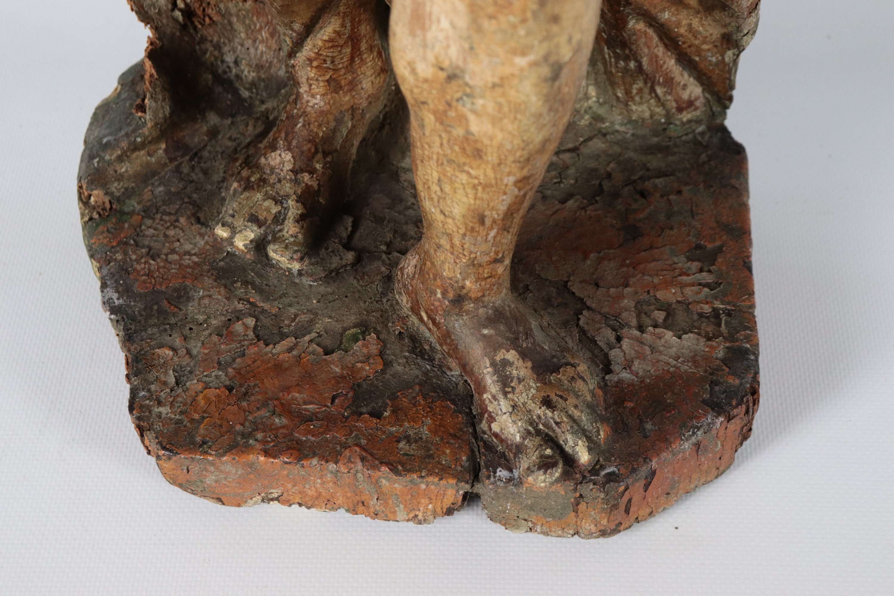 "Angelo", antica scultura lignea con tracce di policromia, doratura e argentatura