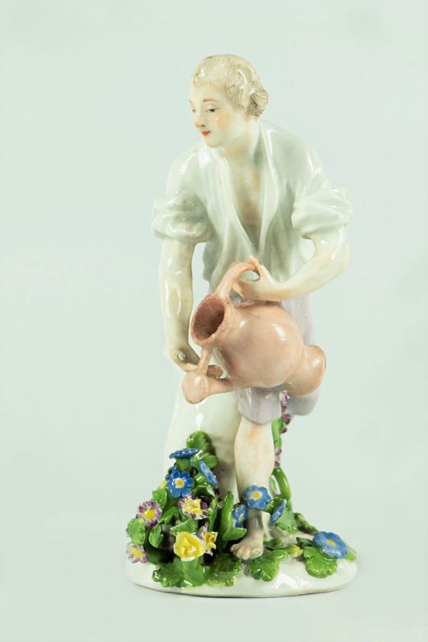 Statuina in porcellana Meissen &quot;Contadino che annaffia i fiori&quot; 