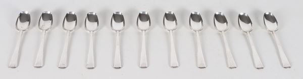 Lot of eleven 900 silver ice cream spoons, 350g