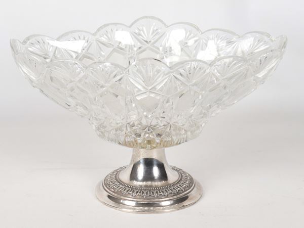Oval crystal fruit bowl with chiseled silver base