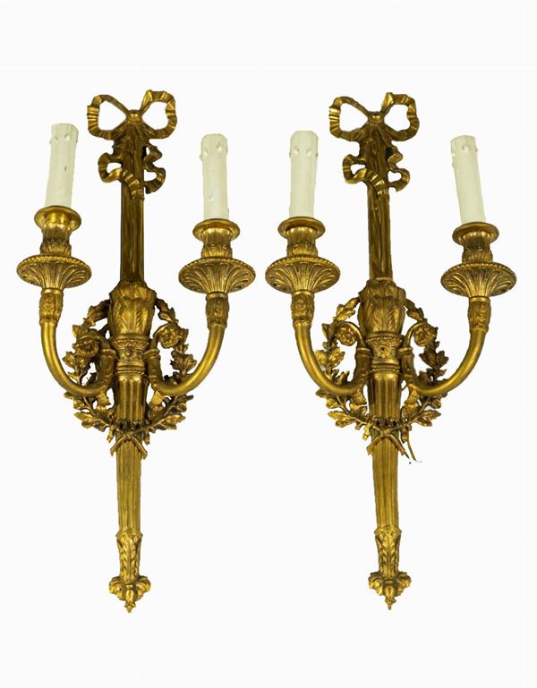 Pair of French Appliques in gilded bronze