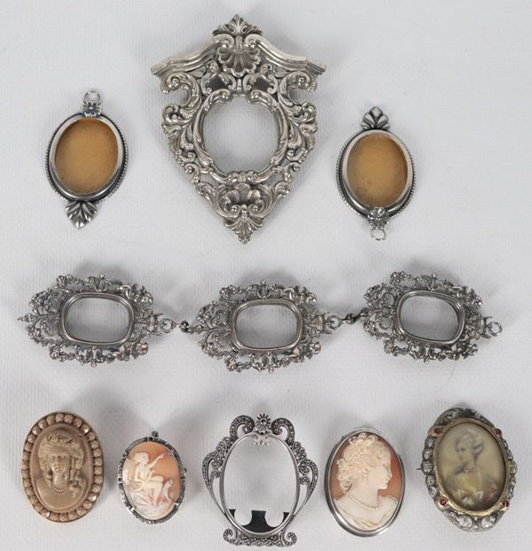 Antique lot of three cameos, an oval brooch and seven silver-plated portrait frames, defects and missing parts (11 pcs.)
