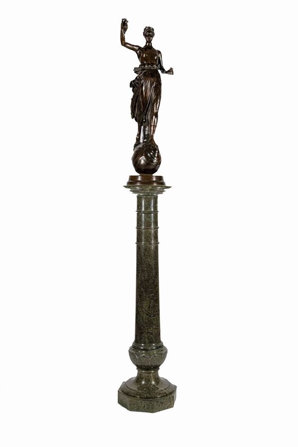 Scultura in bronzo &quot;Vestale Romana&quot; 