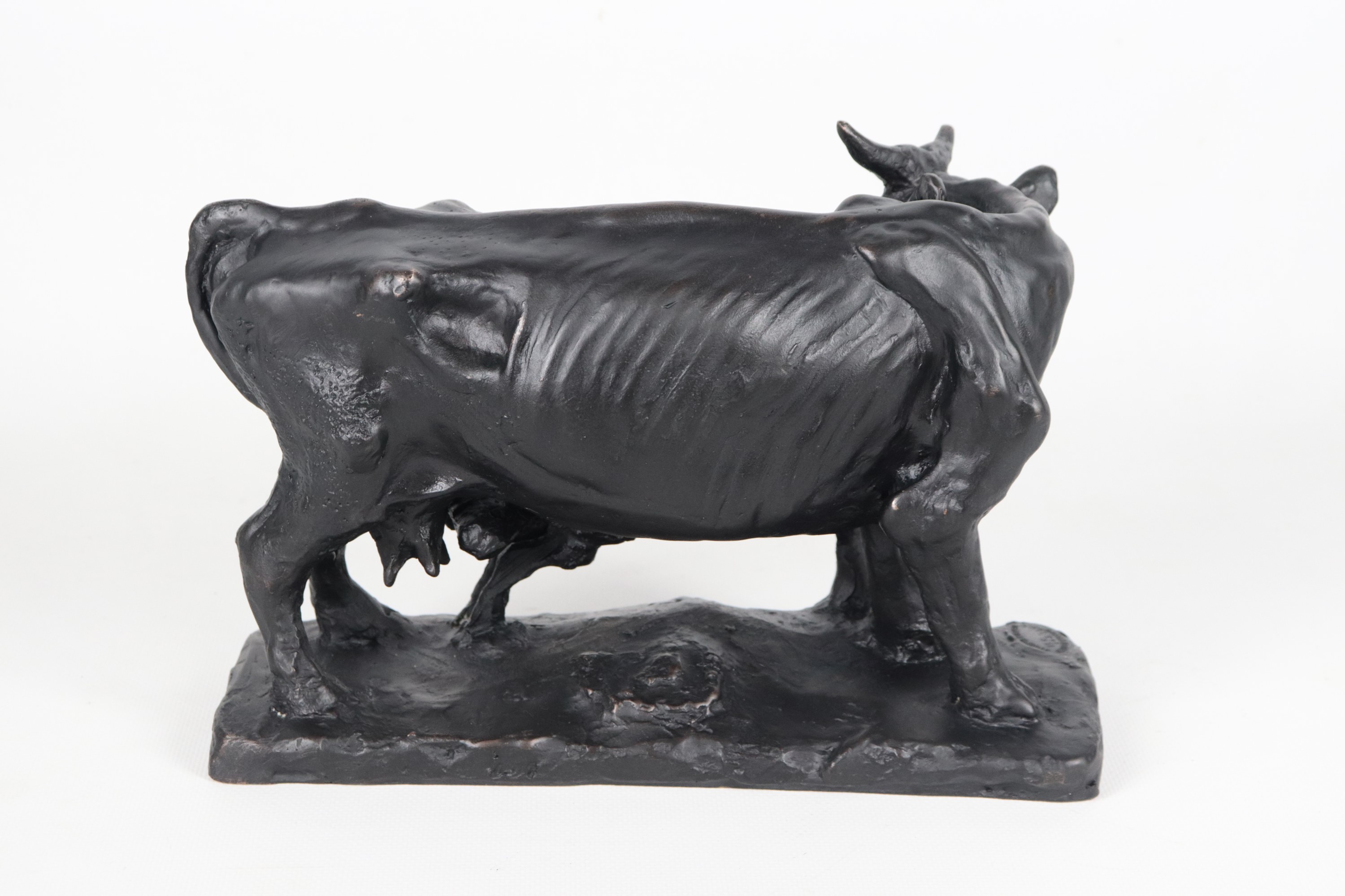 Firmata. "La nutrice", scultura in bronzo multiplo 643/1500. Si allega certificato di garanzia