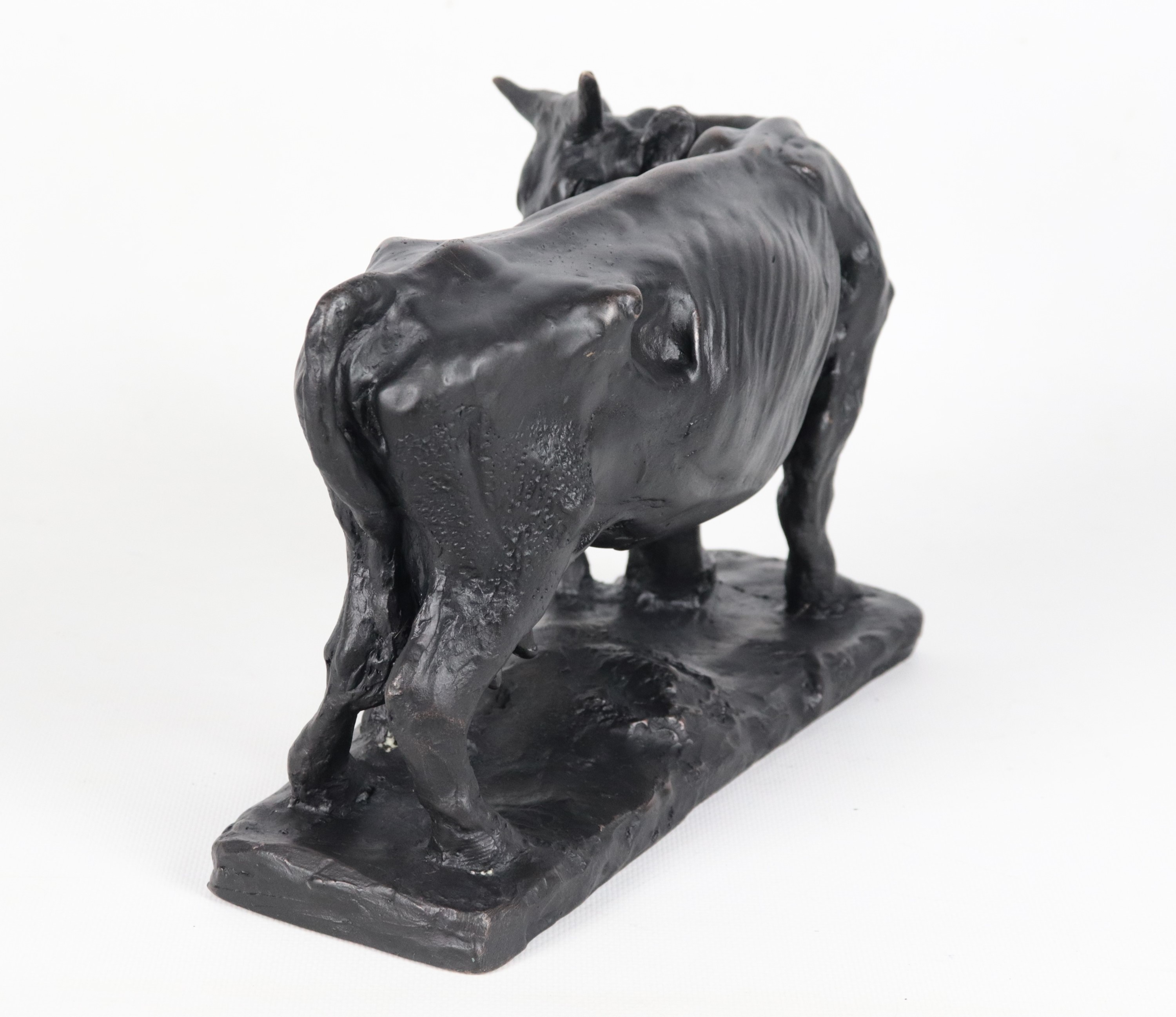 Firmata. "La nutrice", scultura in bronzo multiplo 643/1500. Si allega certificato di garanzia