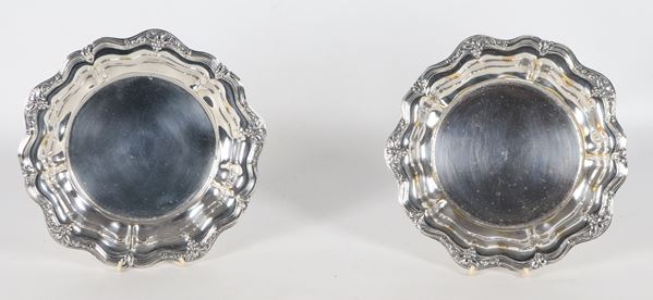 Pair of coasters in silver-plated metal, embossed and chiseled with scroll and grape motifs