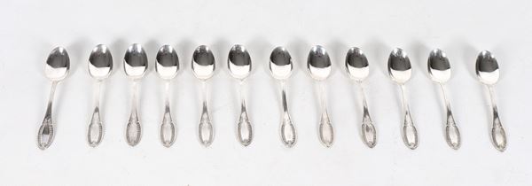 Lot of twelve silver coffee spoons, chiseled and embossed with Empire motifs, 130g