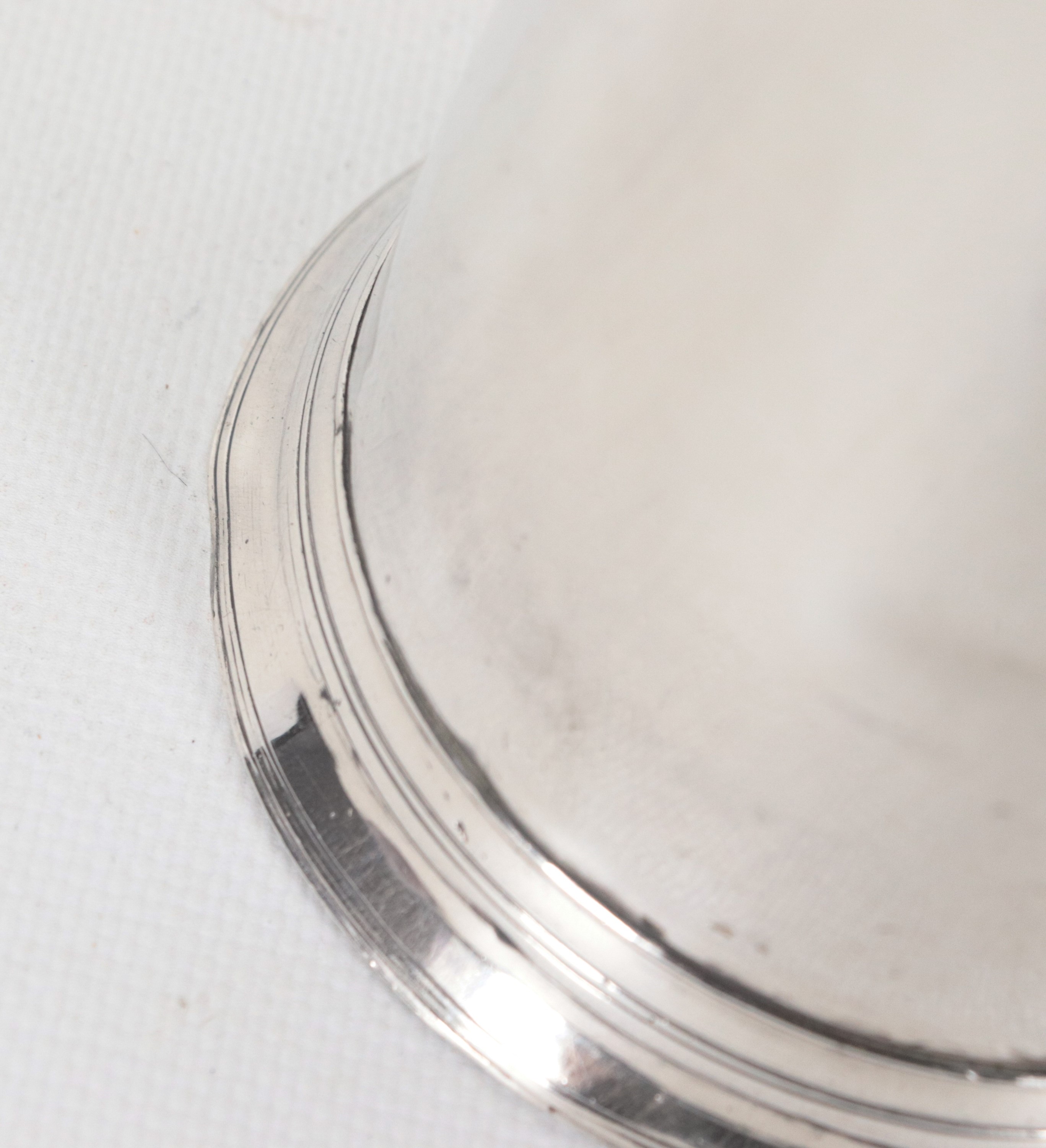 Tankard in argento con manico ricurvo, gr. 310