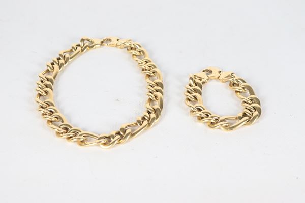 Demi parure in oro giallo 18kt, composta da bracciale e collana girocollo. Peso gr. 127