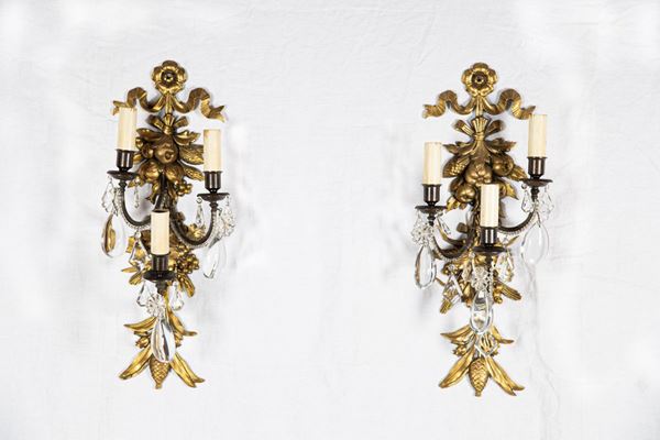 Pair of French Appliques in gilded bronze